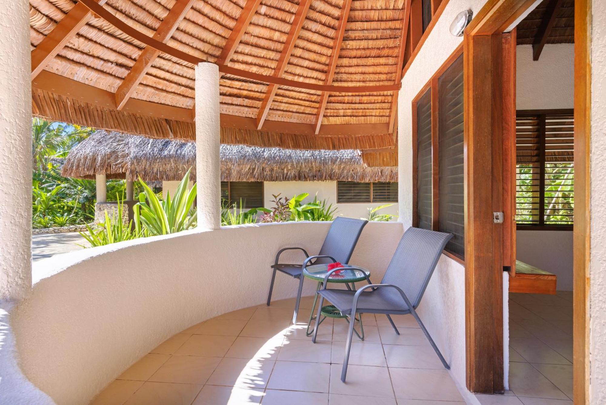 Breakas Beach Resort (Adults Only) Port-Vila Extérieur photo