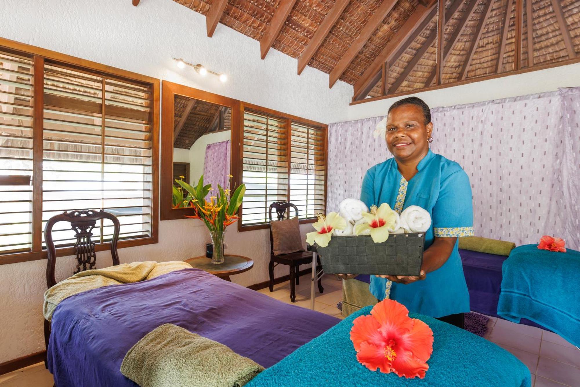 Breakas Beach Resort (Adults Only) Port-Vila Extérieur photo