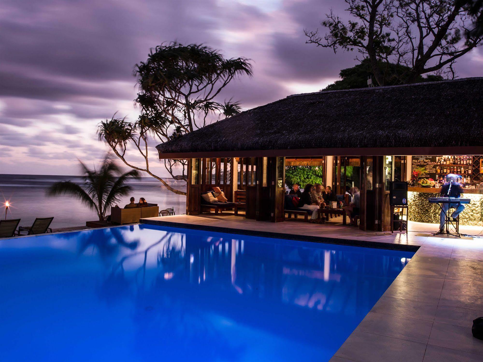Breakas Beach Resort (Adults Only) Port-Vila Extérieur photo